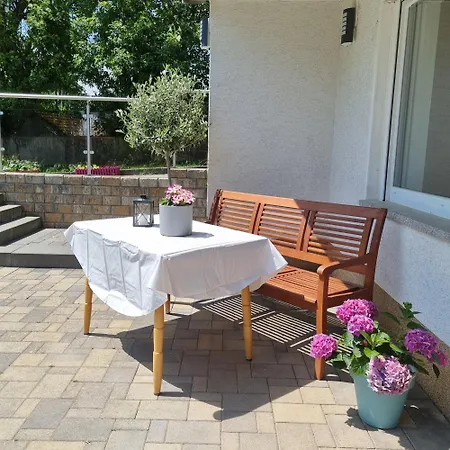 شقة Am Kupferbach Wolfterode (Meissner)